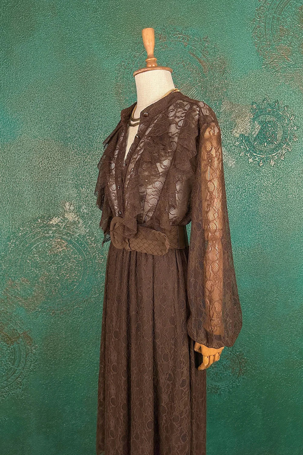 Dantel Detaylı Midi Elbise