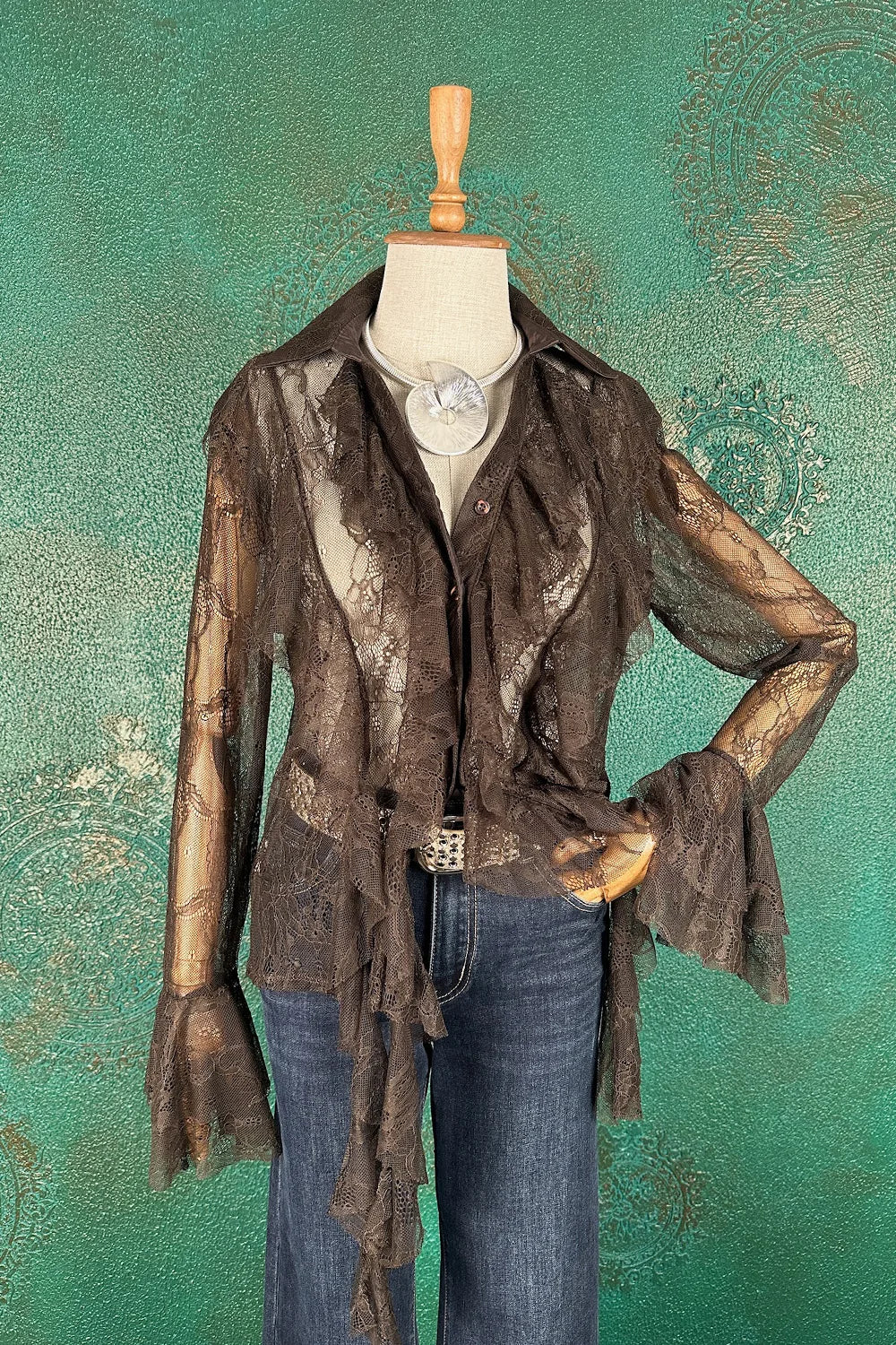 Dantel Detaylı Gömlek