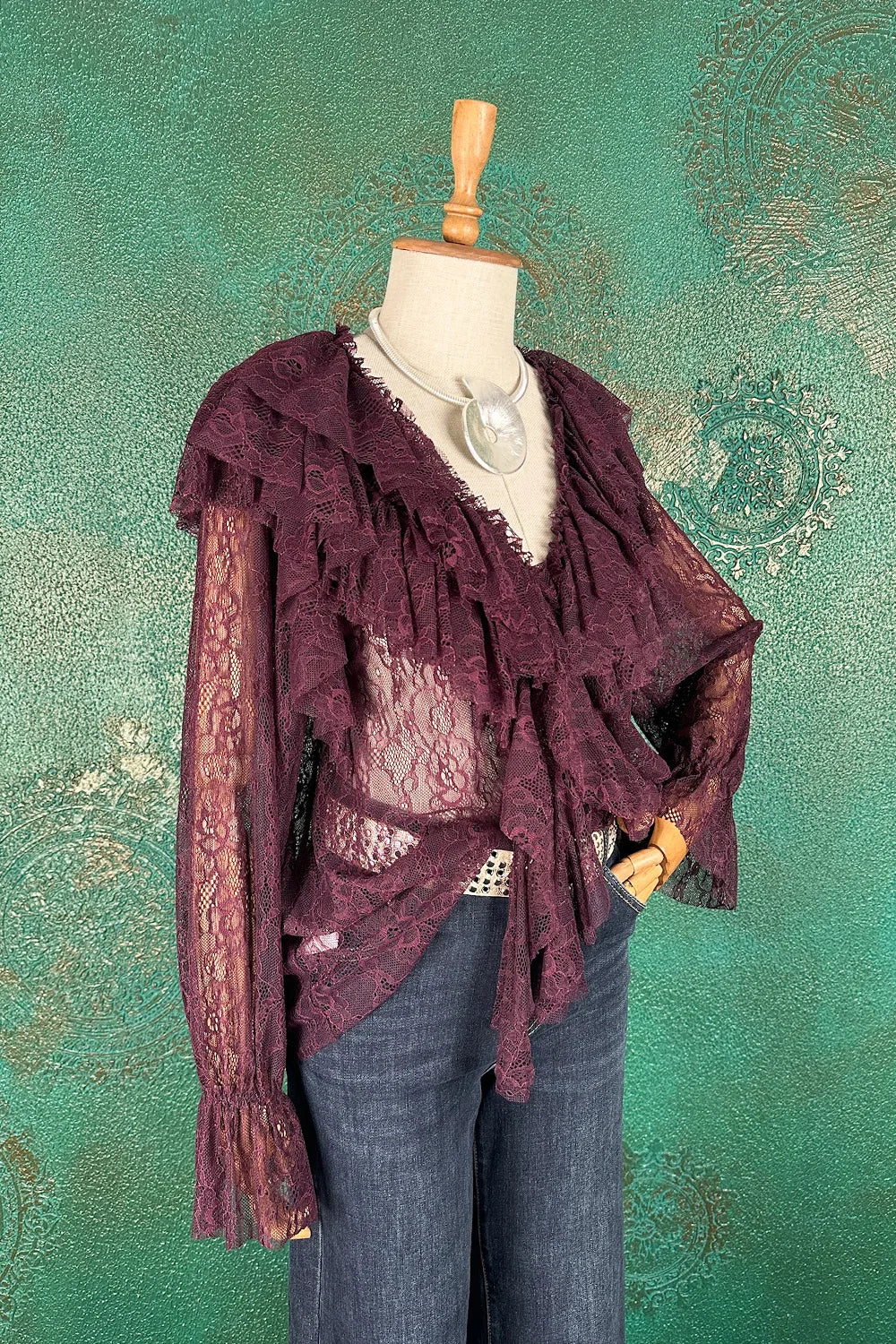 Dantel Detaylı Bluz