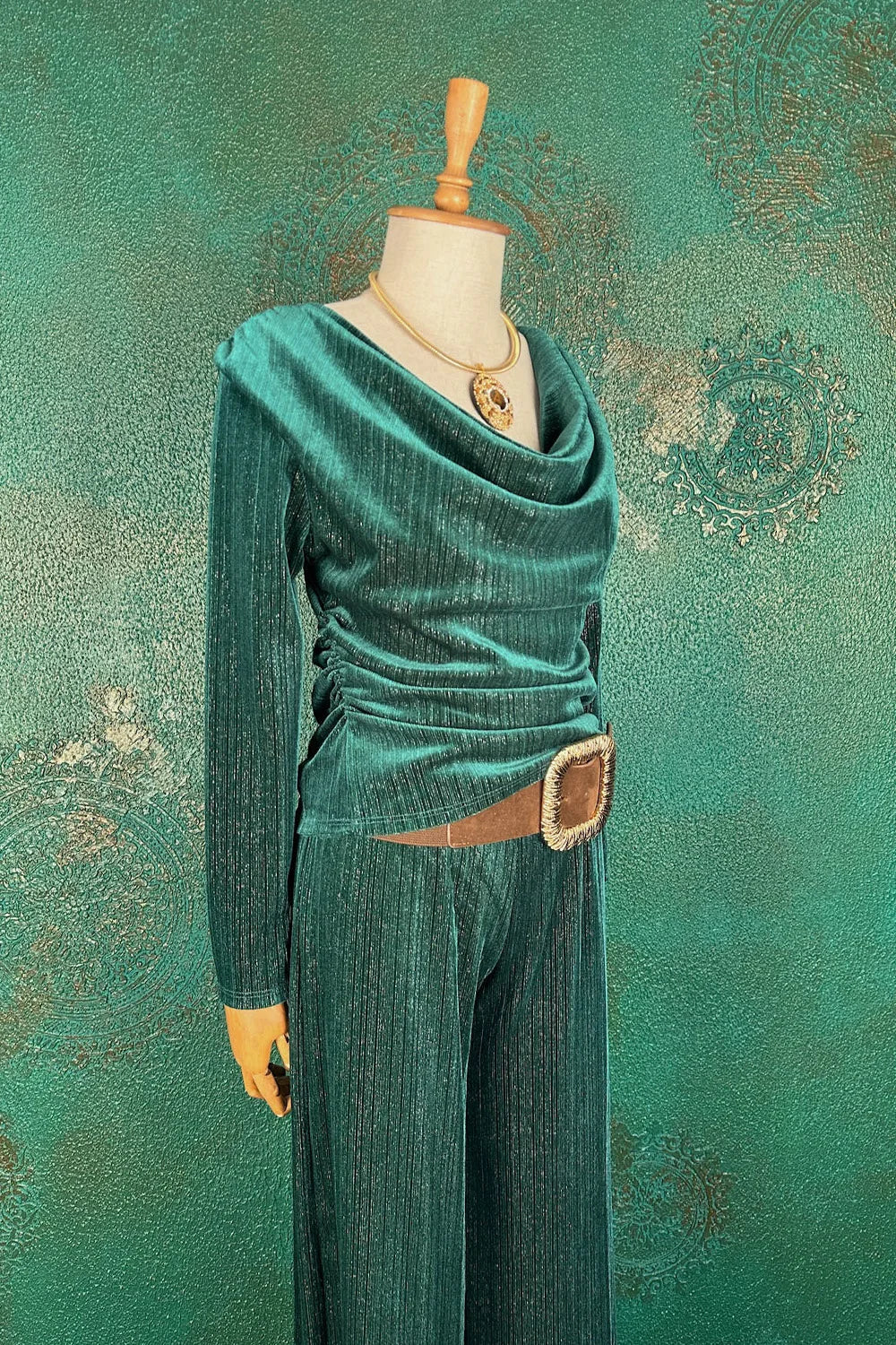 Simli Kadife Pantolon Takım