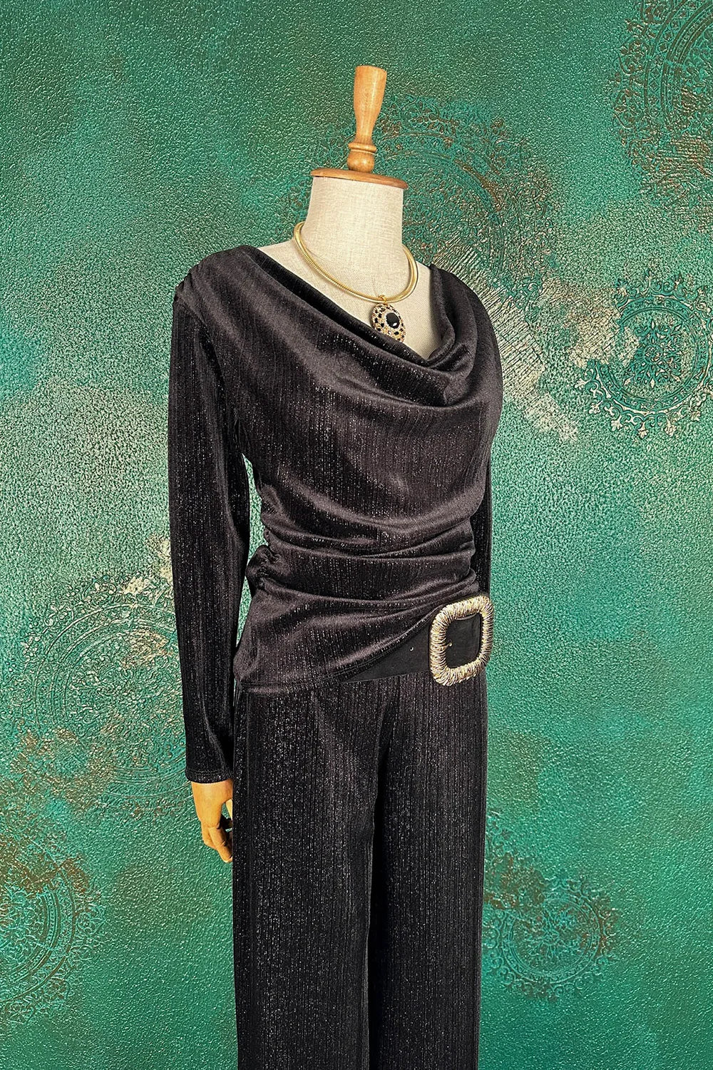 Simli Kadife Pantolon Takım