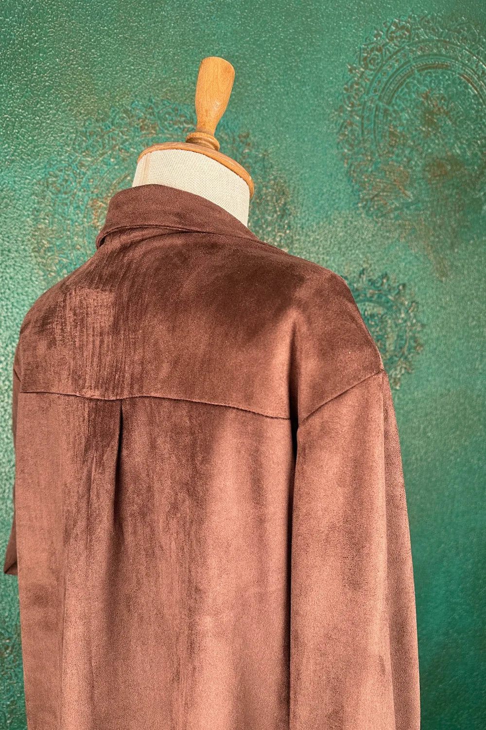 Bağcık Detaylı Nubuk Gömlek