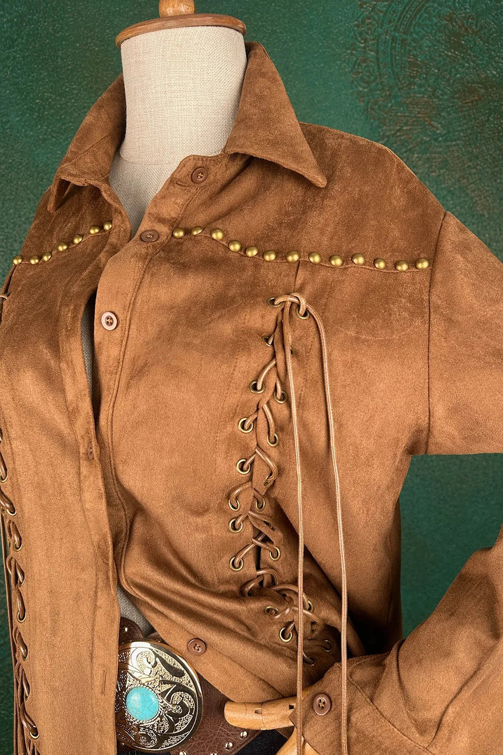 Bağcık Detaylı Nubuk Gömlek