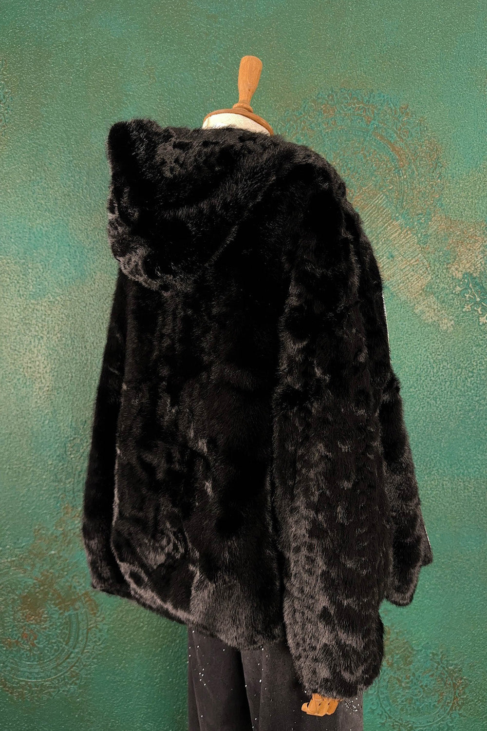 Kapüşonlu Kürk Kaban