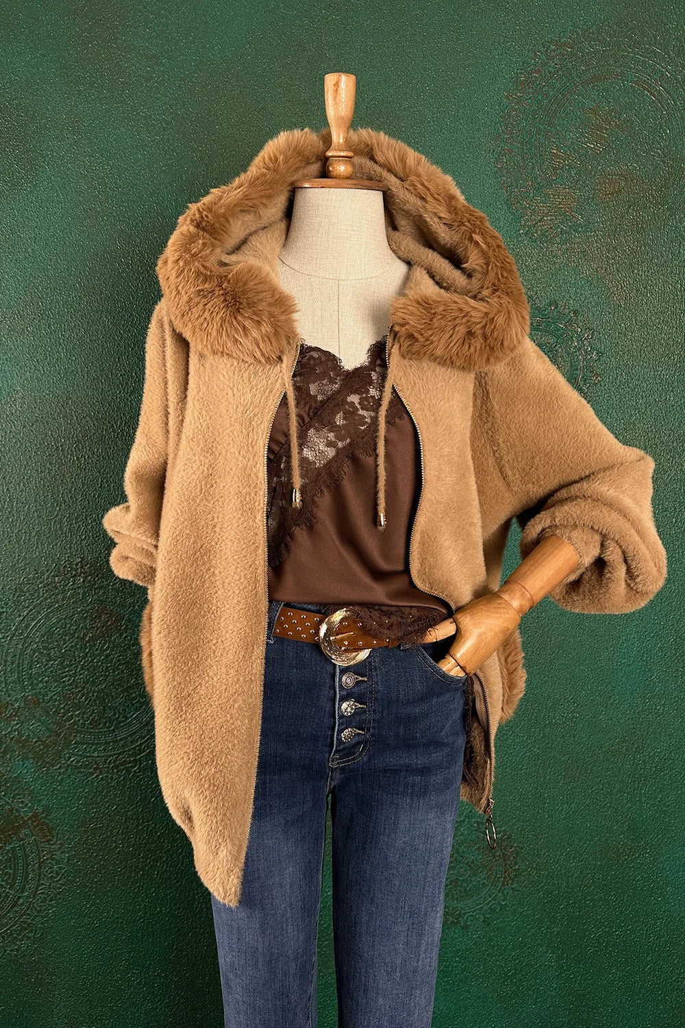 Kürk Detaylı Yumuşak Hırka