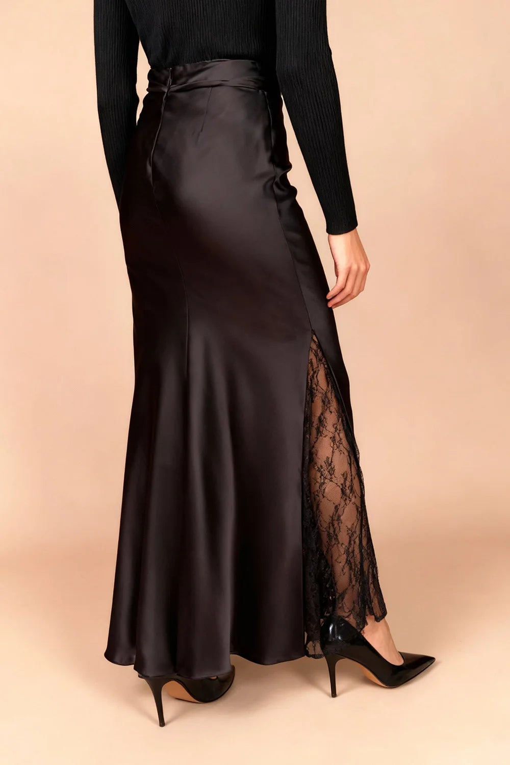 Dantel Detaylı Saten Etek
