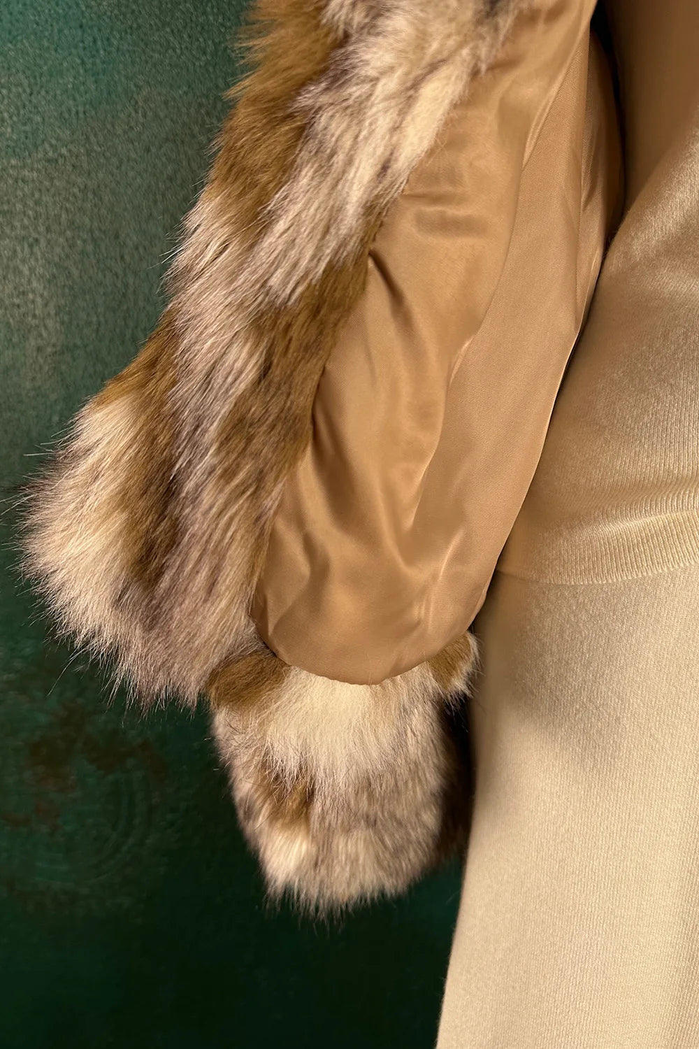 İki Renkli Kürk Kaban