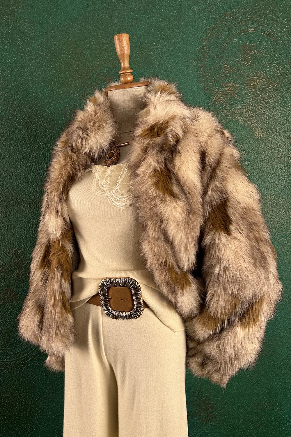 İki Renkli Kürk Kaban