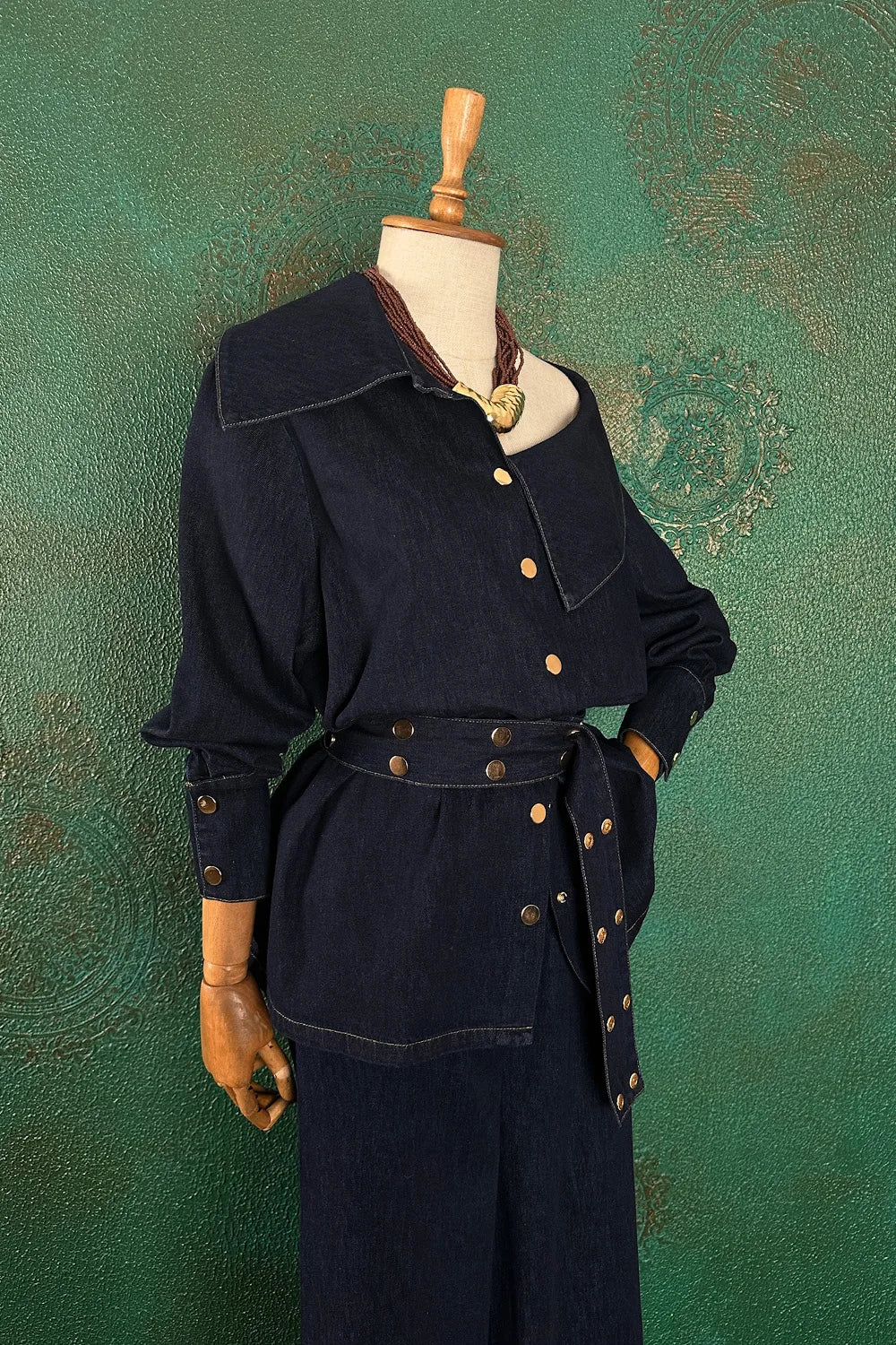 Asimetrik Yakalı Denim Takım