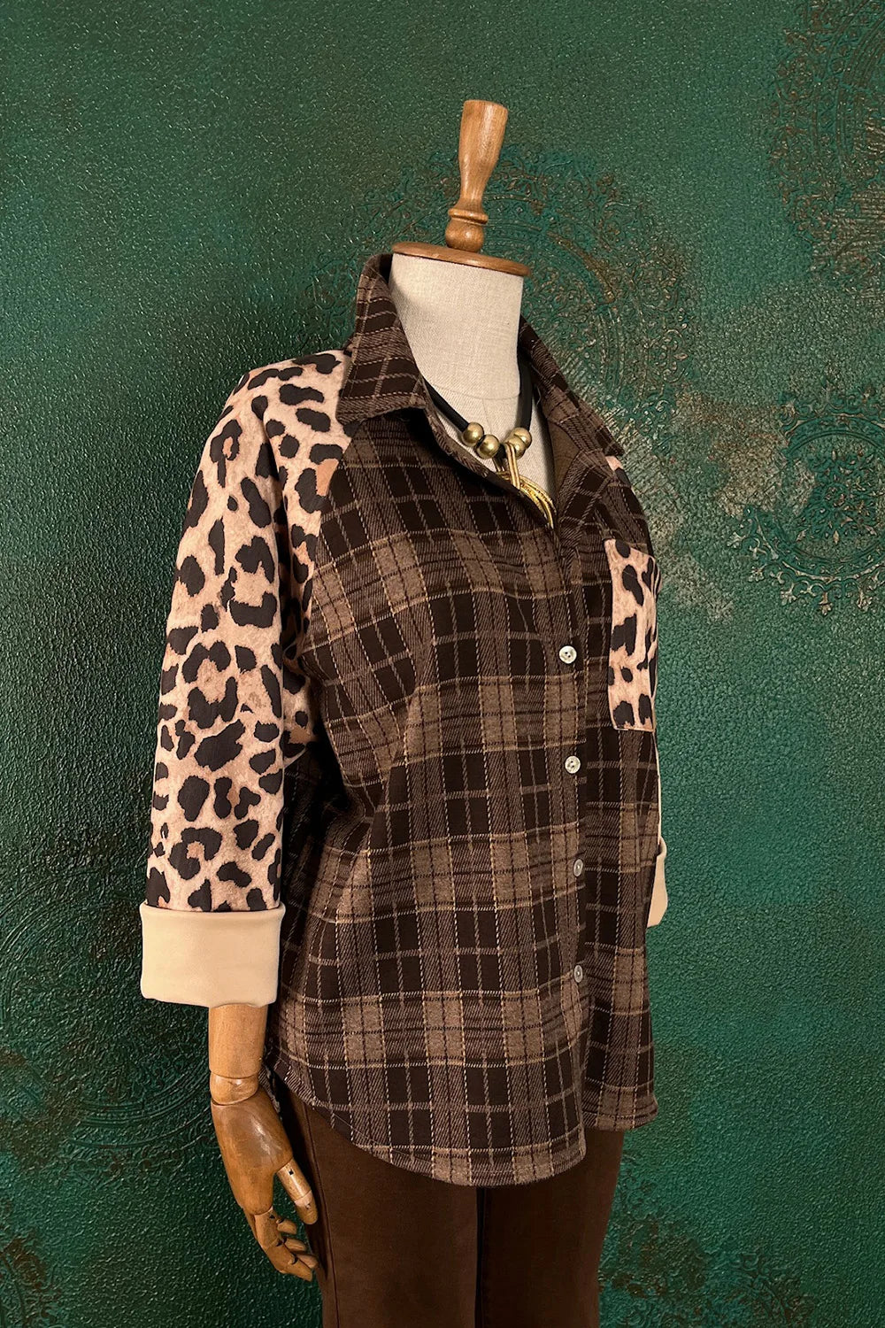 Leopar Detaylı Ekoseli Gömlek