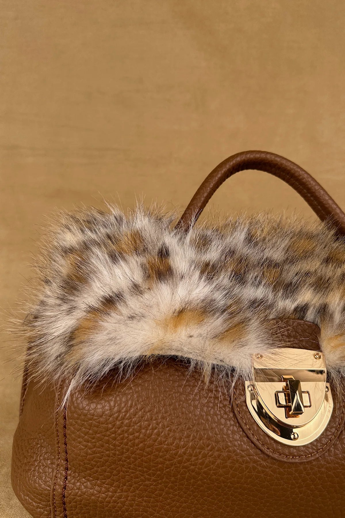 Kürk Detaylı Çanta