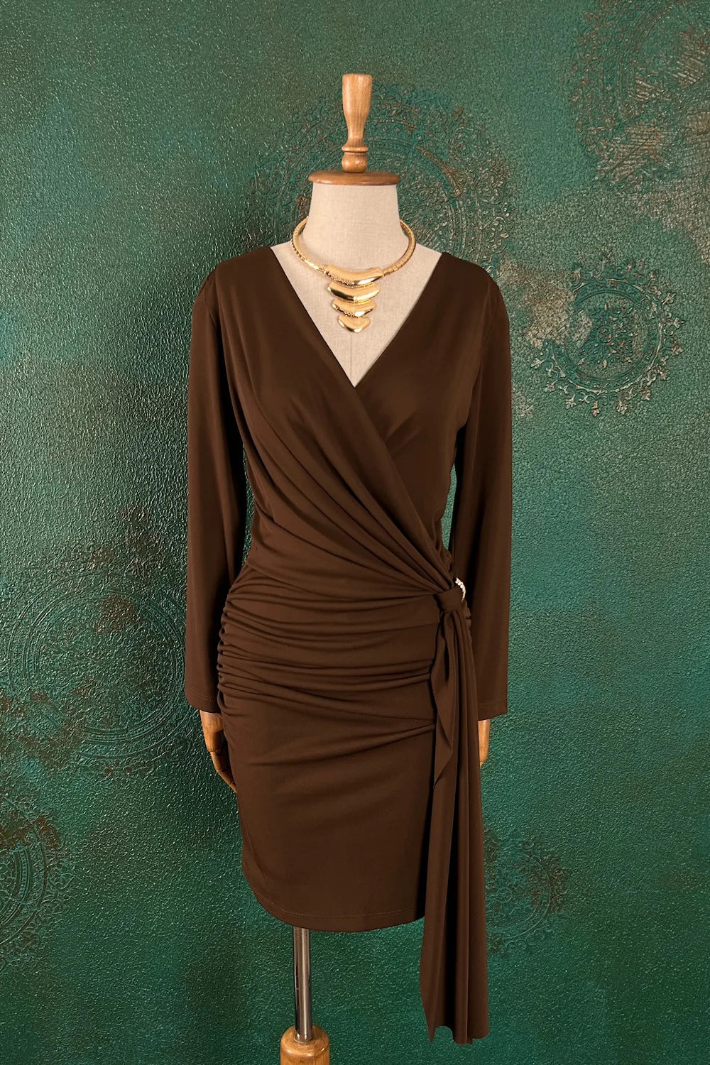 Aksesuar Detaylı Mini Elbise