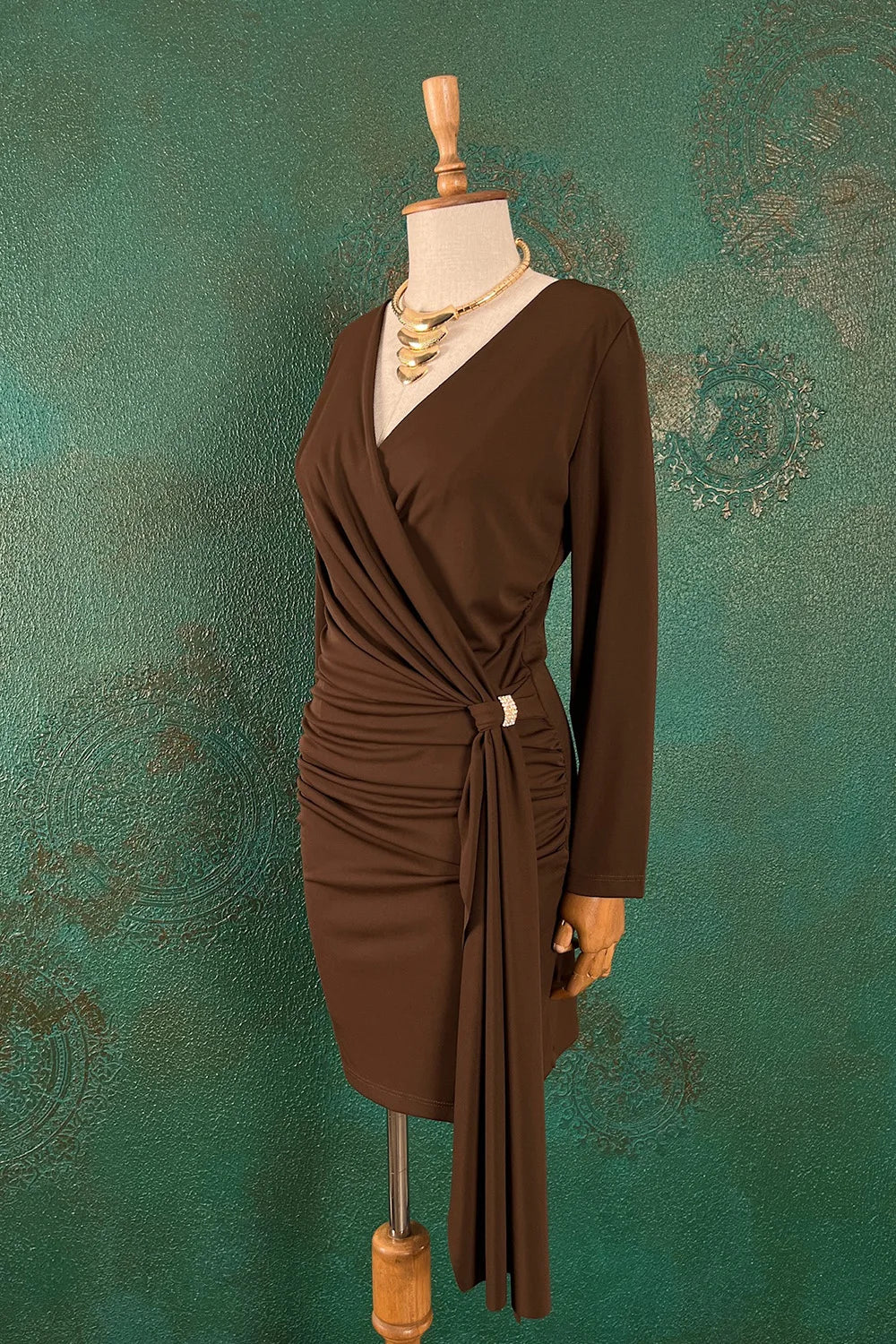 Aksesuar Detaylı Mini Elbise