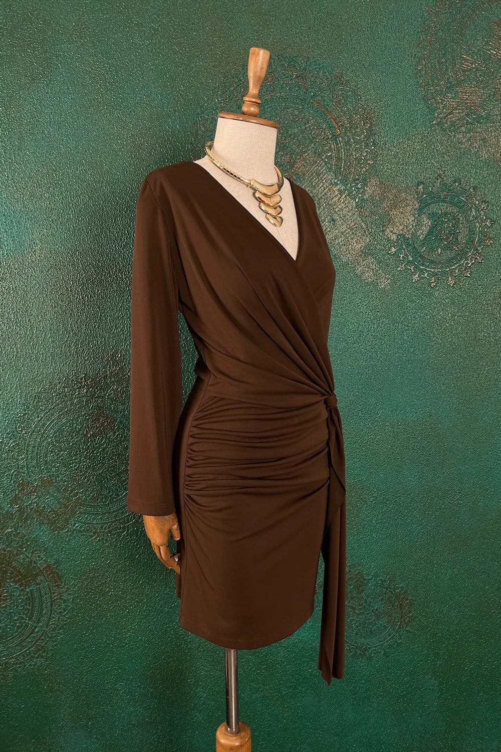 Aksesuar Detaylı Mini Elbise