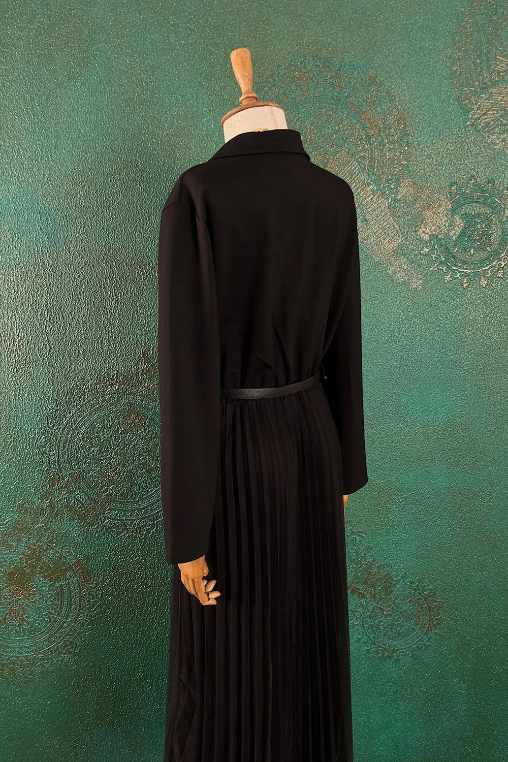 Asimetrik Ceket Detaylı Elbise