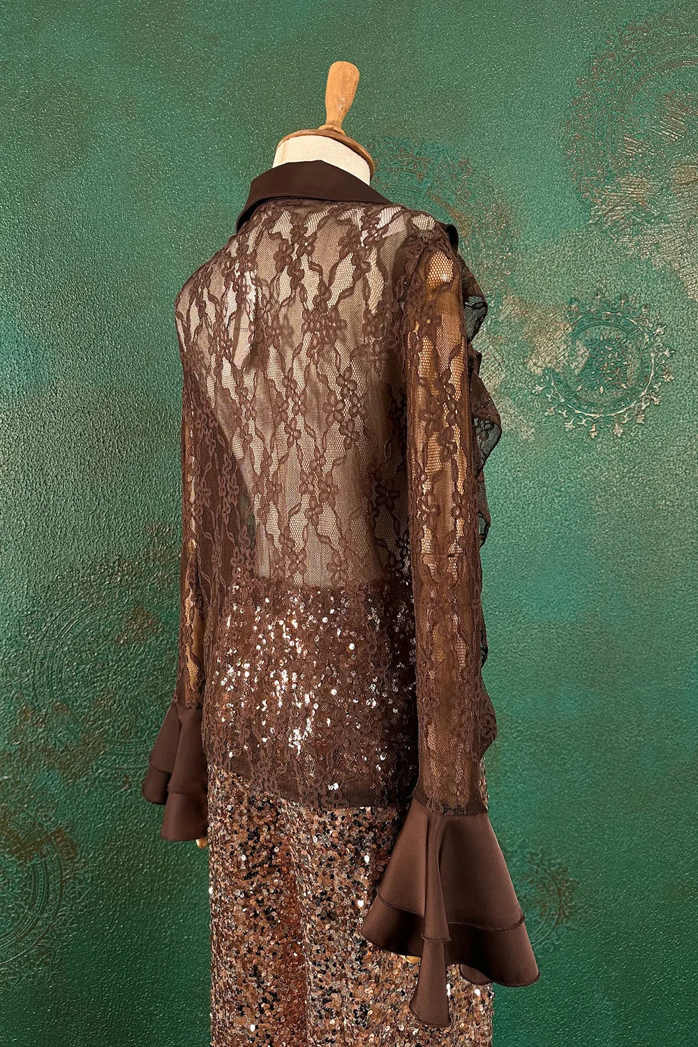 Saten Detaylı Dantel Gömlek