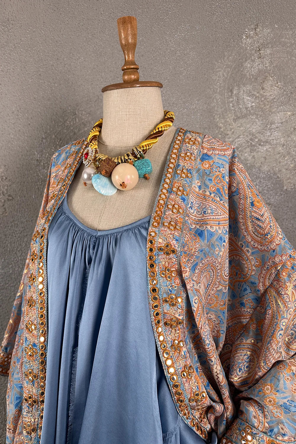 Desenli İpek Kimono