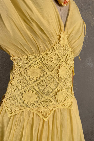 Sarı dantelli balon elbise, çiçek motifli korse detaylı, kadın elbisesi, detay görünüm