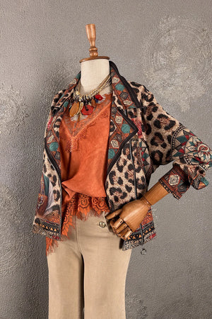 Frida desenli nubuk ceket, leopar ve geometrik motifli, turuncu-krem kadın blazer, oversize kesim, önden görünüm