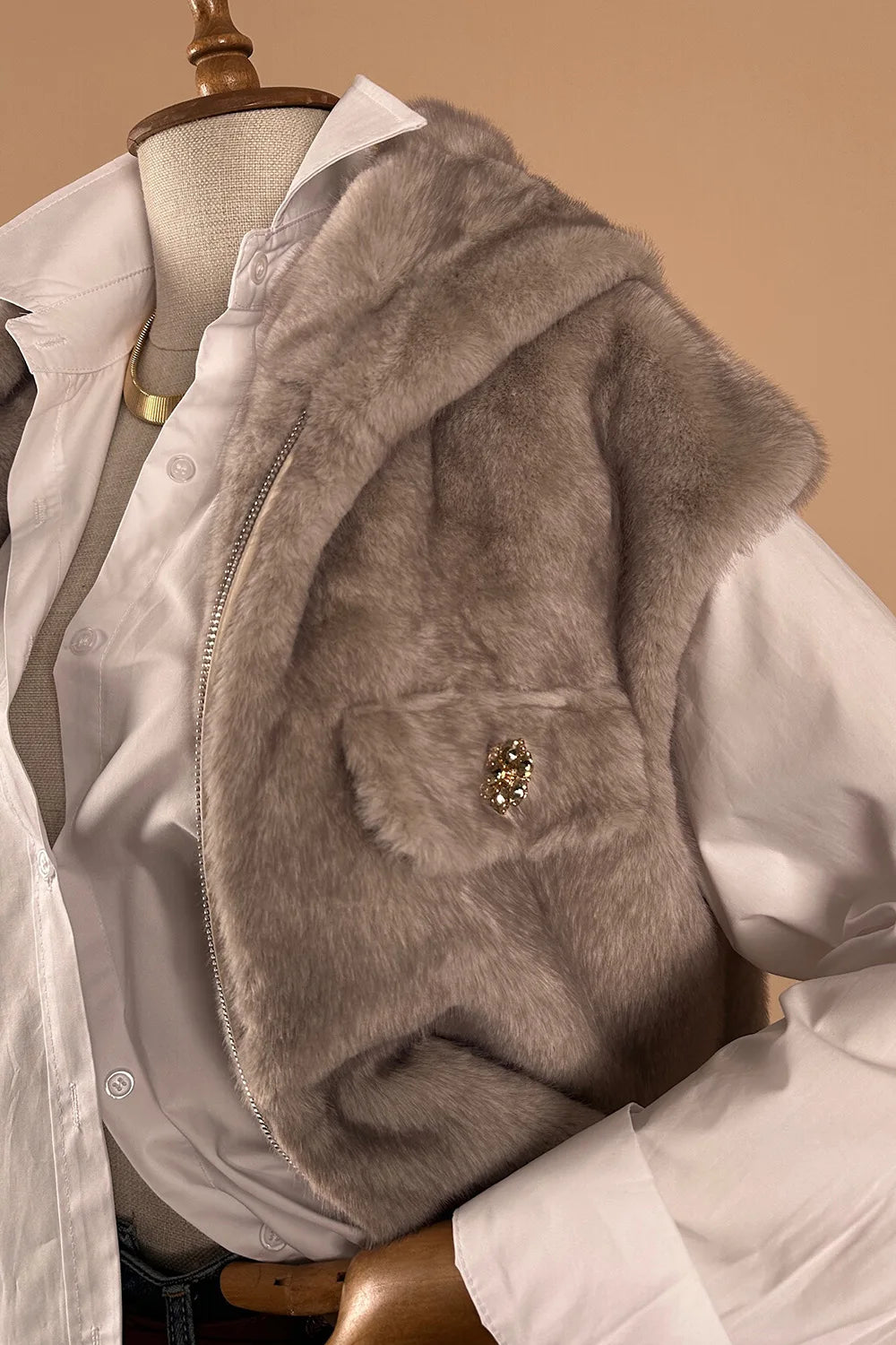 Kapüşonlu Kürk Yelek