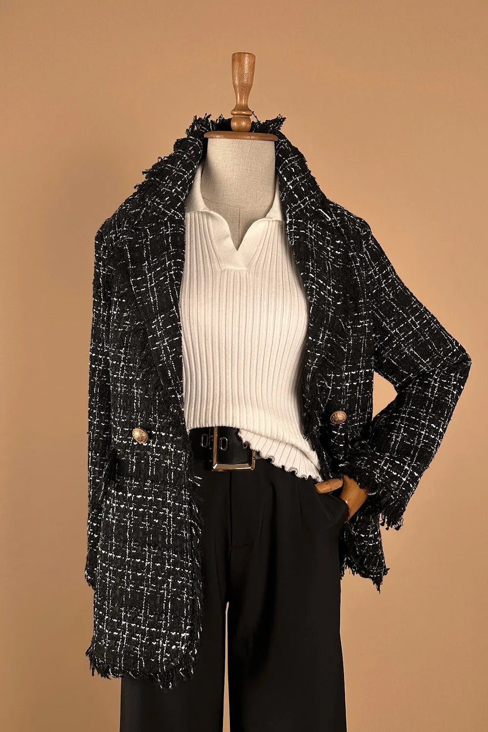 Püskül Detaylı Tüvit Ceket