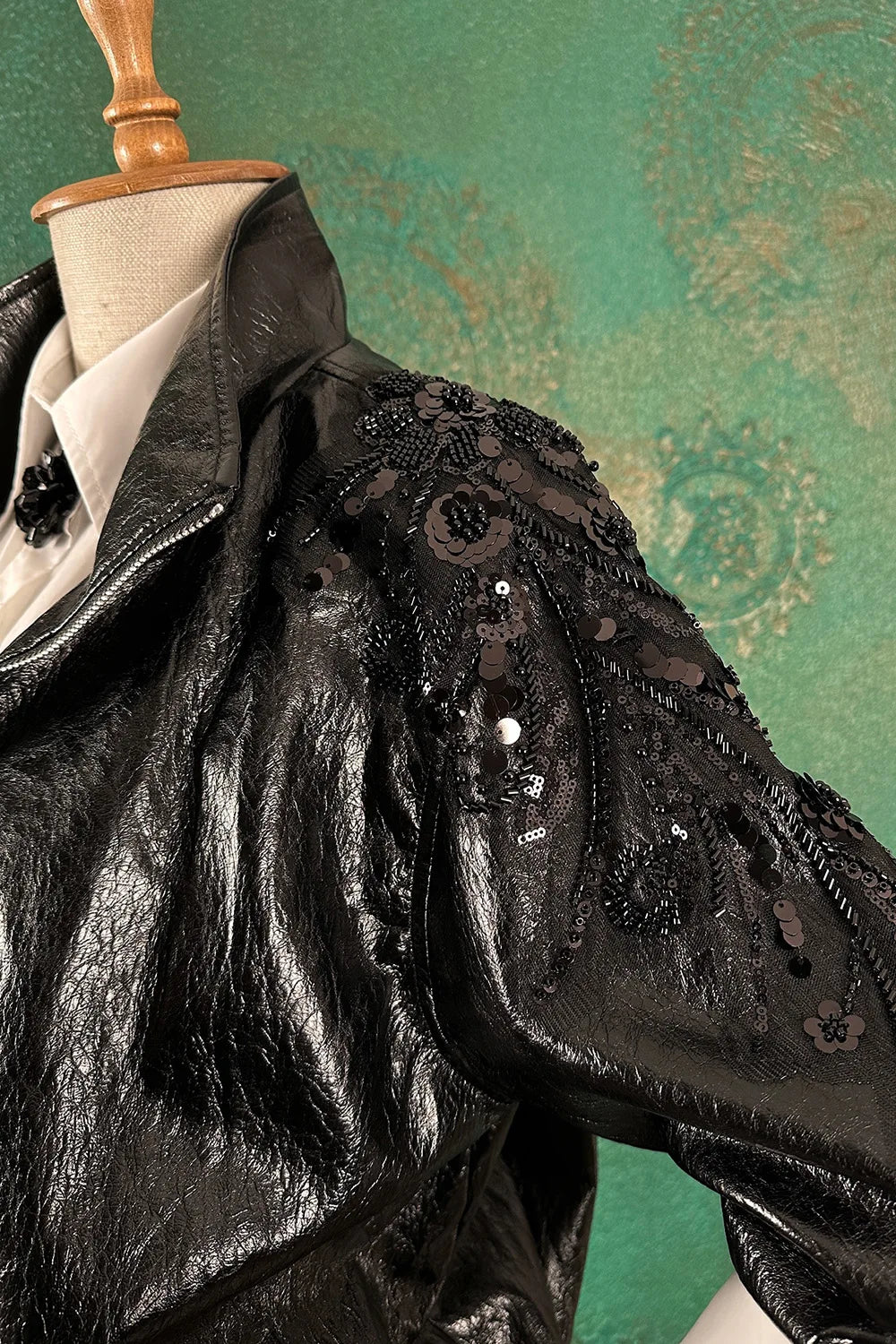 Payet İşlemeli Bomber Ceket