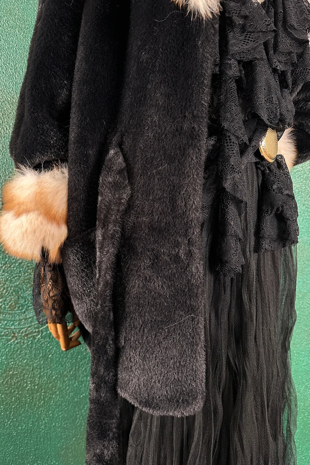 Kapüşonlu Kısa Alcantara Kürk