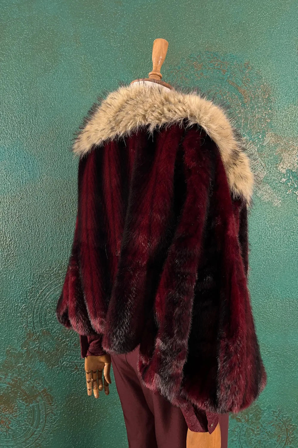 Balon Kollu Kürk Kaban